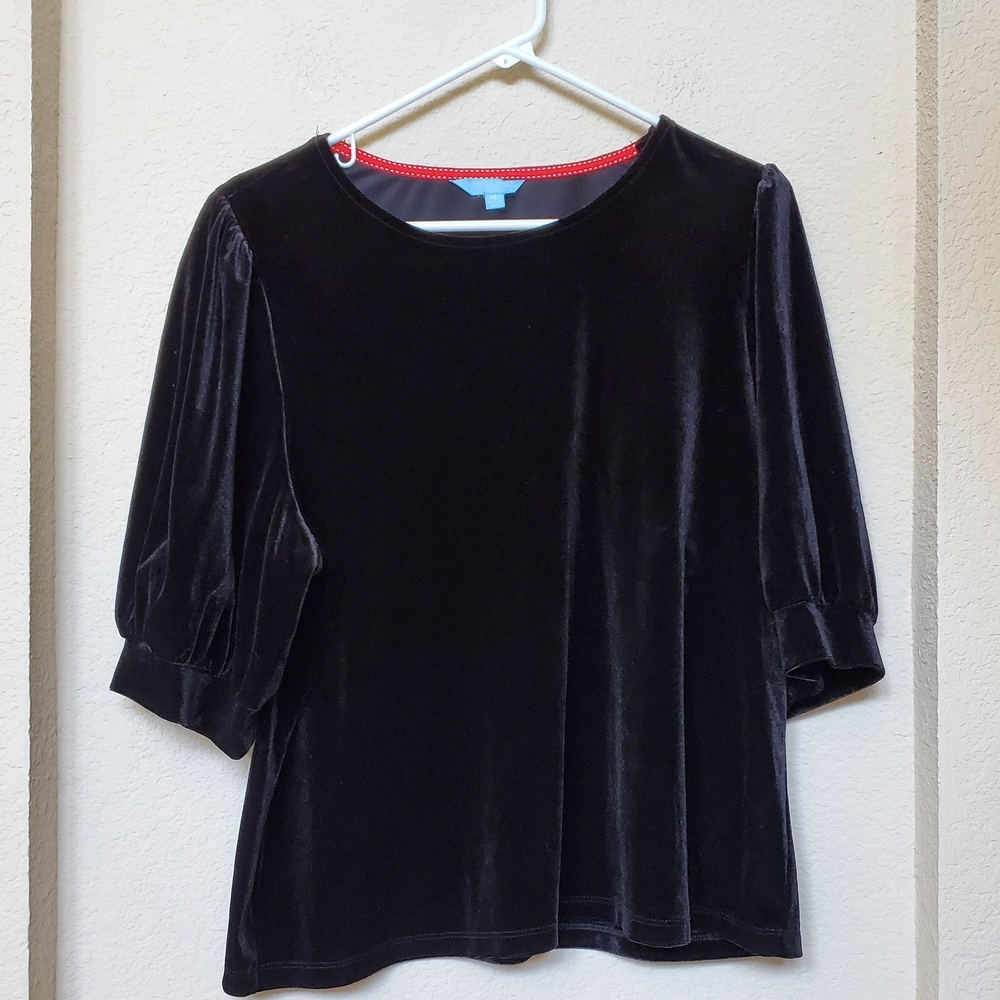 Draper James Black Velvet Blouse. Size XL